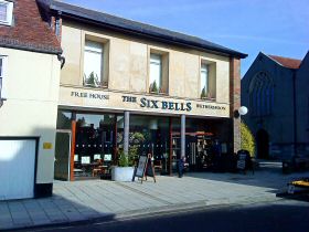 The Six Bells, Lymington. Photo: John Canavan