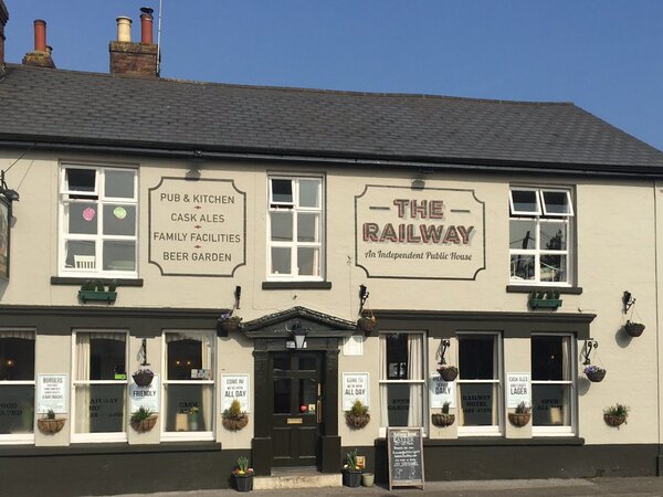 Railway, Ringwood