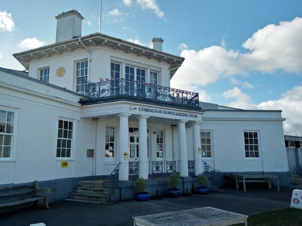 Lymington Town Sailing Club, Lymington
